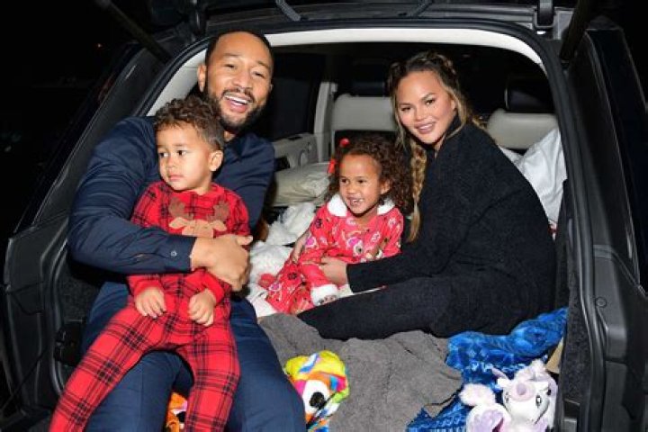 John Legend's Cousin Gives A Summer House Tour